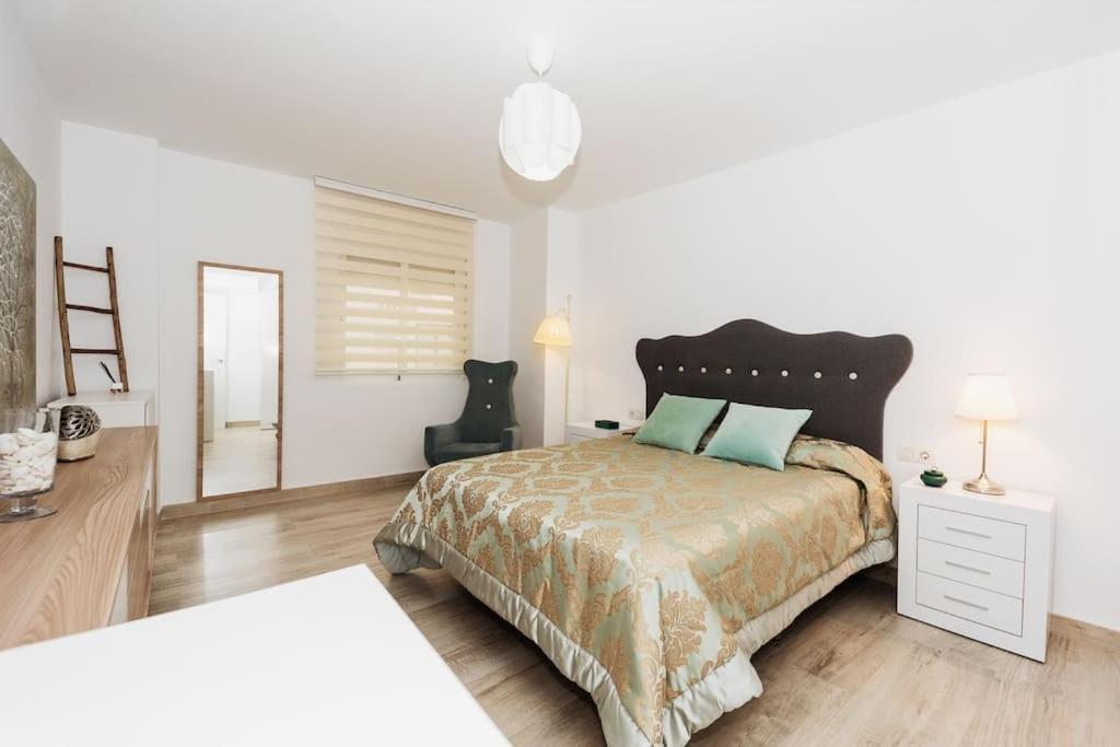 Modern First Line Appartement Almuñécar Buitenkant foto