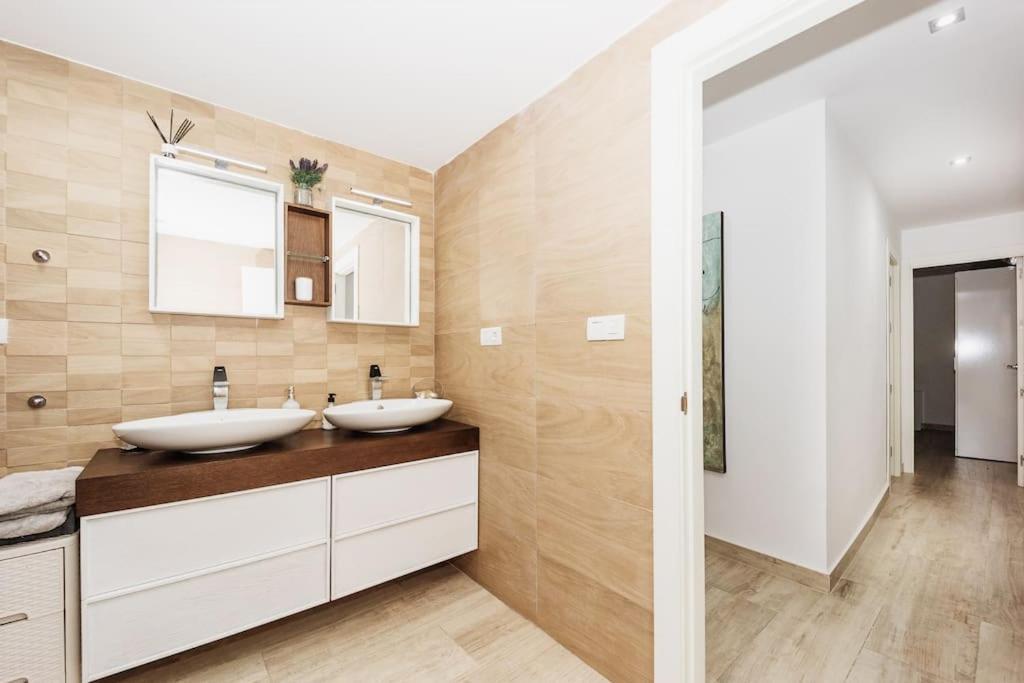 Modern First Line Appartement Almuñécar Buitenkant foto