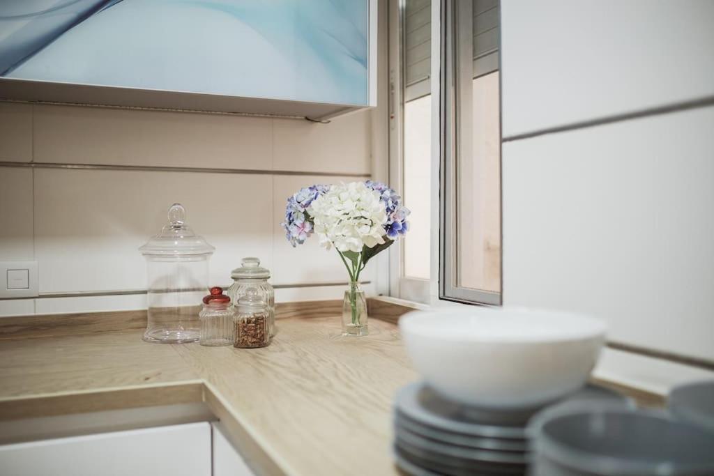 Modern First Line Appartement Almuñécar Buitenkant foto